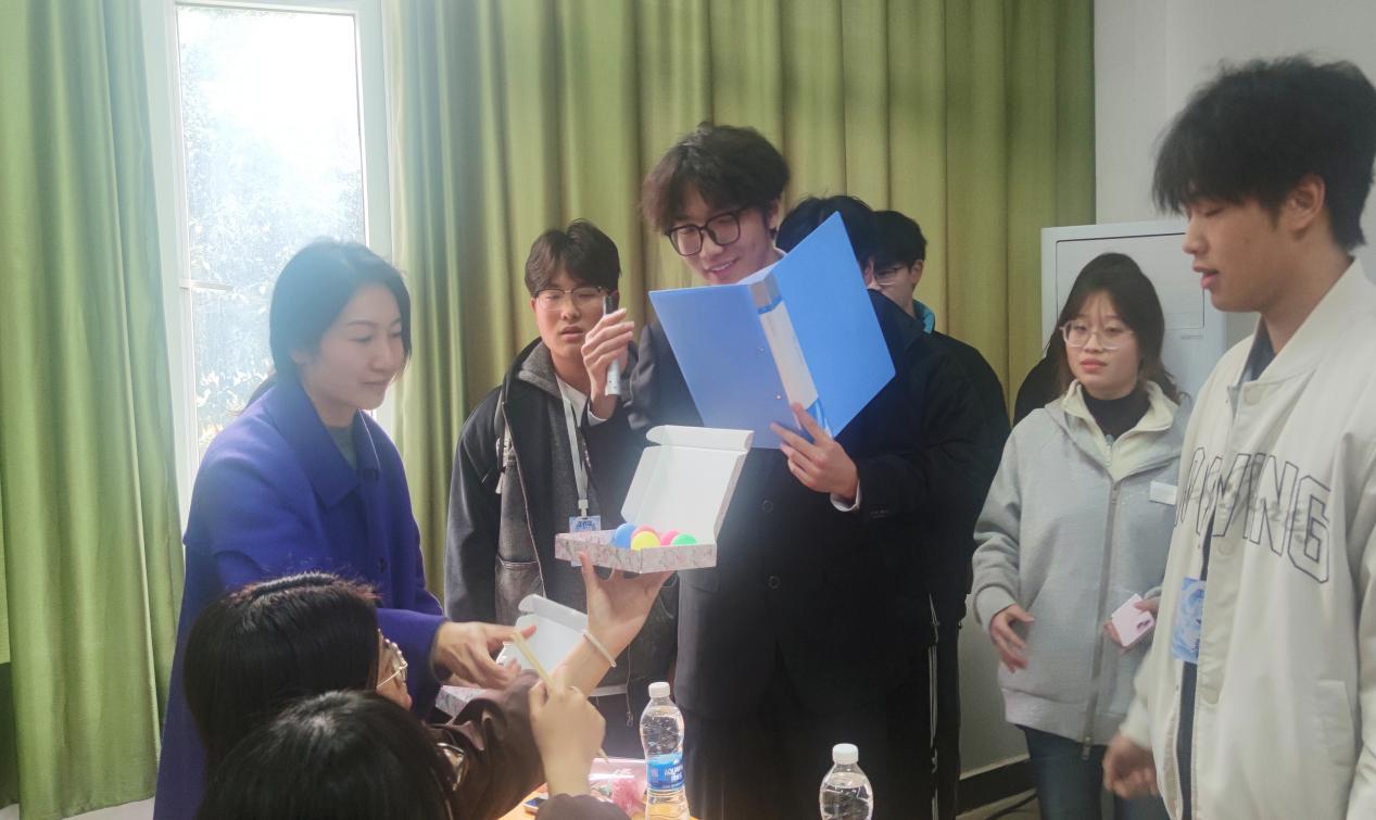 88aadaea7e65582c401b9ea1dedc2884